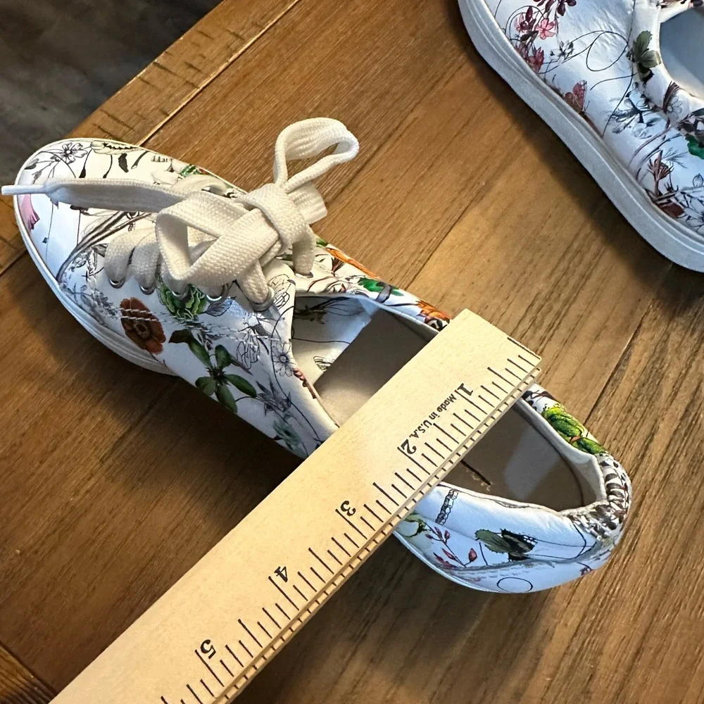 All Black Womens White Floral‎ Lace Up Sneakers